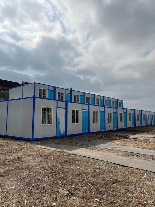 上虞集裝箱活動房 焊接工藝鑄就堅固耐用的臨時住所